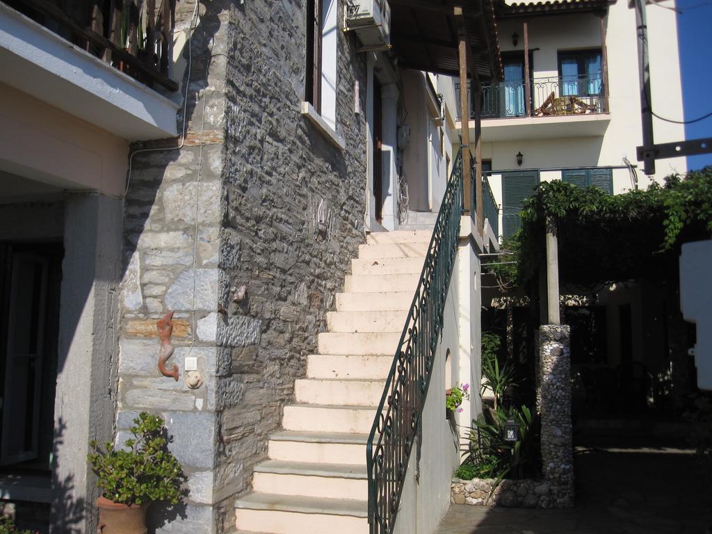 Ferienwohnung Gorgona Milína Exterior foto