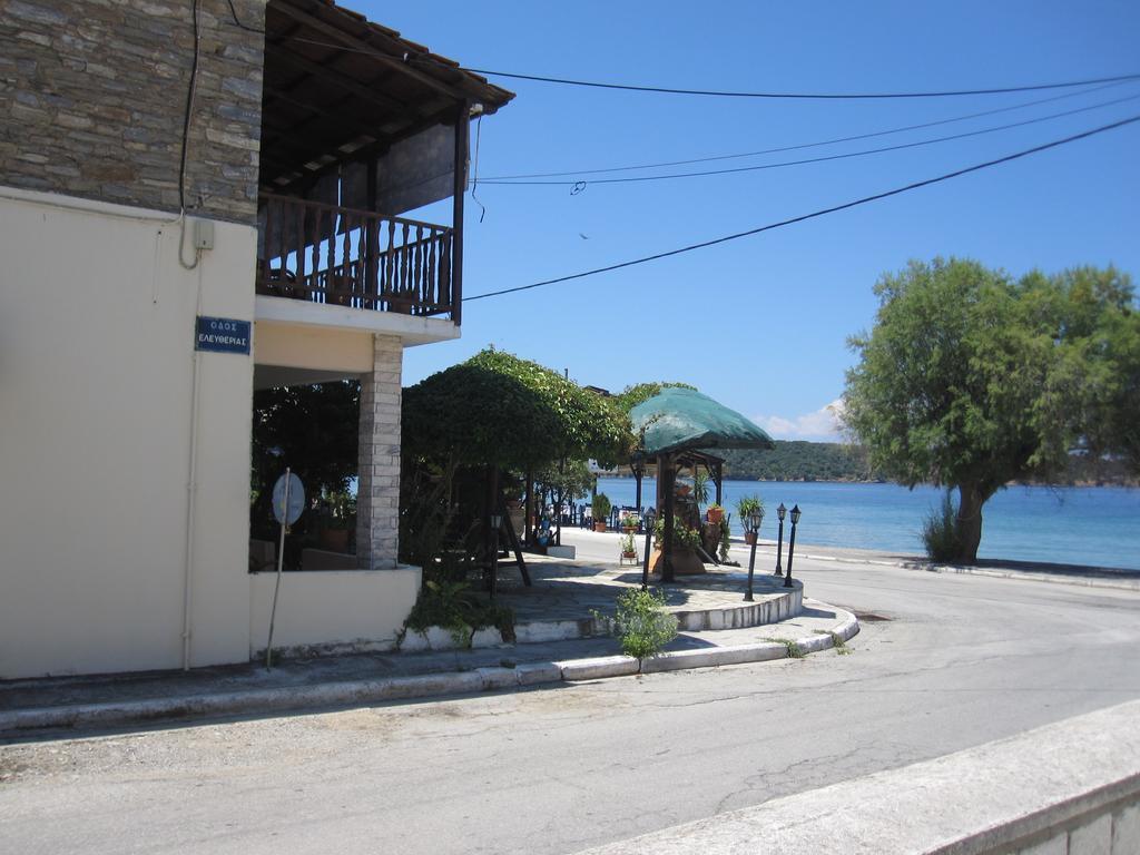Ferienwohnung Gorgona Milína Exterior foto
