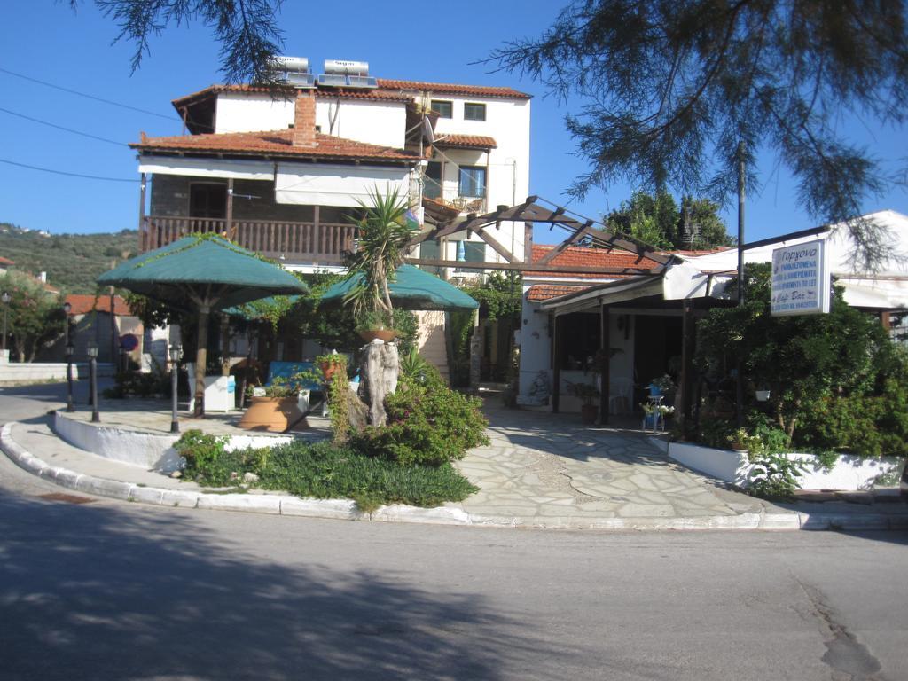 Ferienwohnung Gorgona Milína Exterior foto
