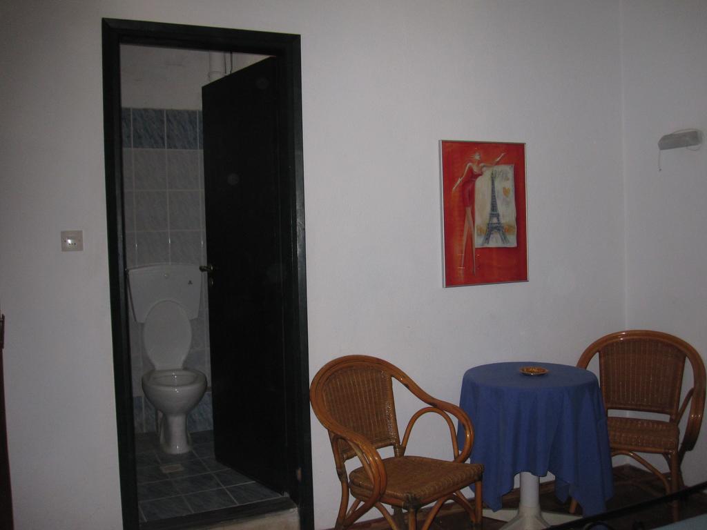Ferienwohnung Gorgona Milína Exterior foto