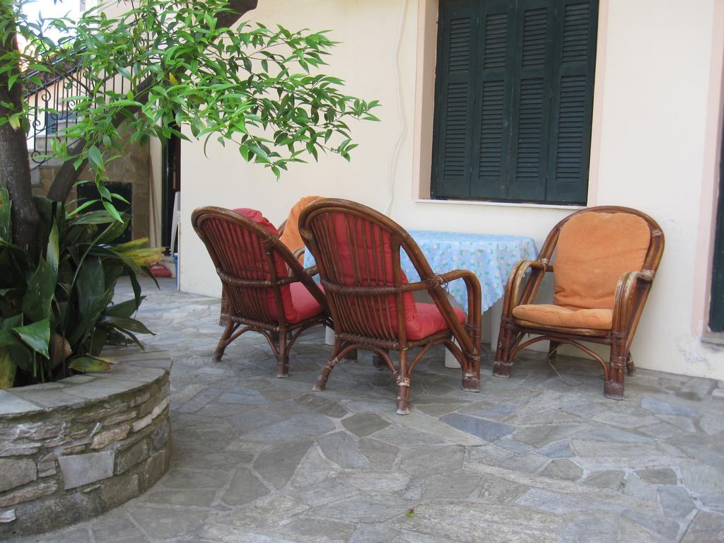 Ferienwohnung Gorgona Milína Exterior foto