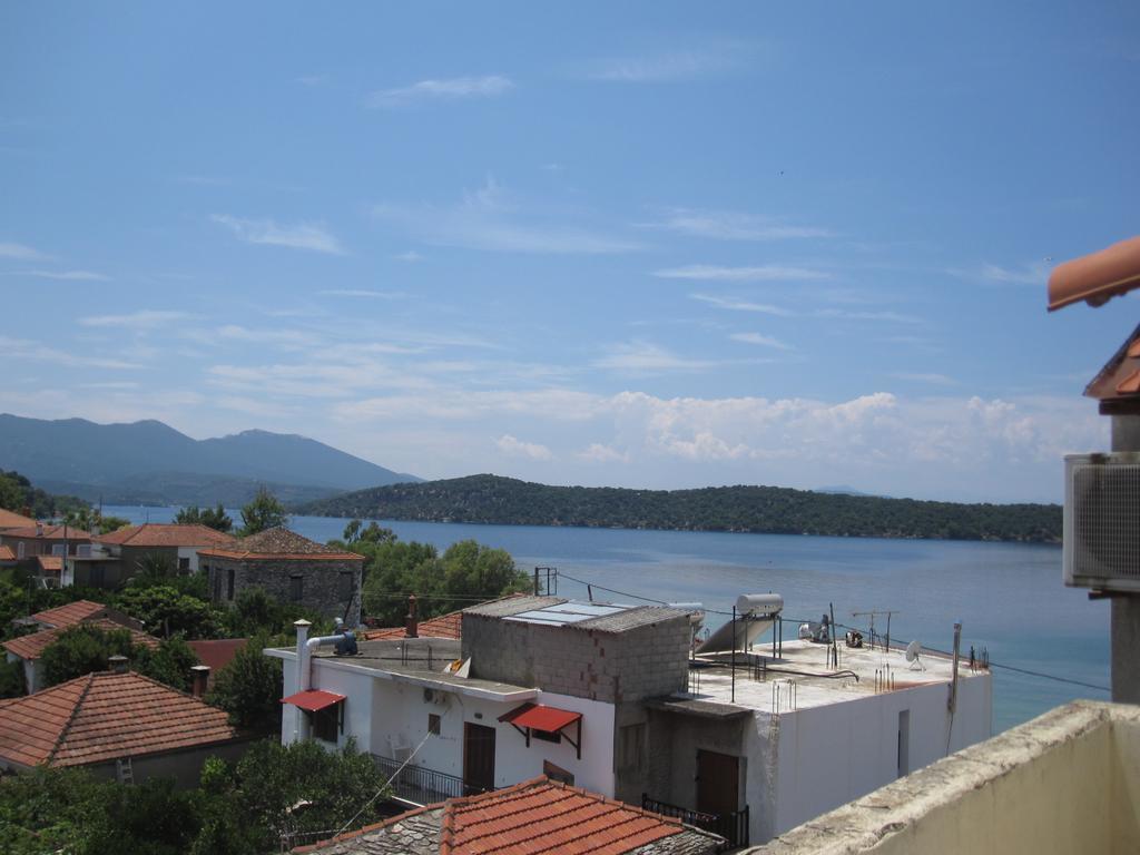 Ferienwohnung Gorgona Milína Exterior foto