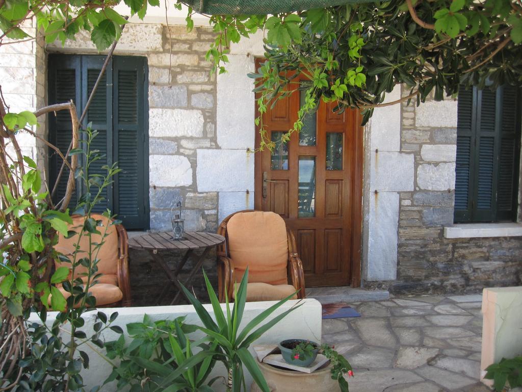 Ferienwohnung Gorgona Milína Exterior foto