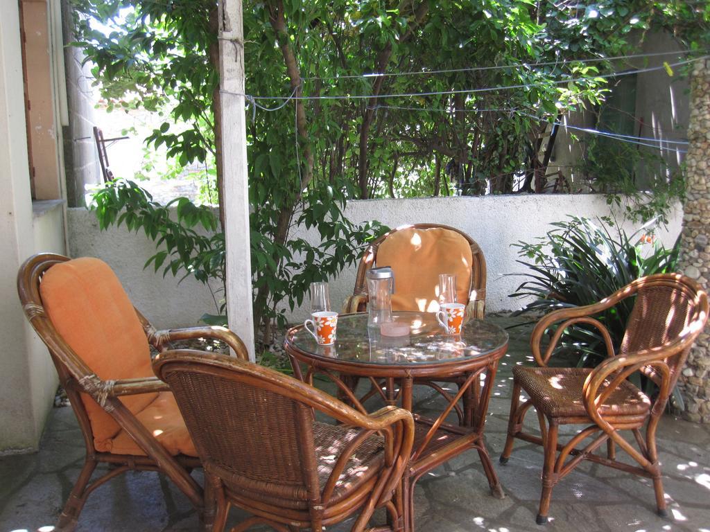 Ferienwohnung Gorgona Milína Exterior foto